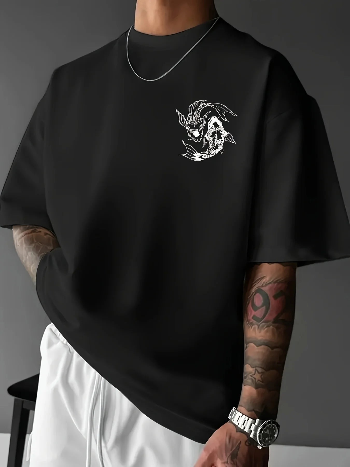 Hasu – Camiseta Japonesa Yin Yang con Carpas Koi