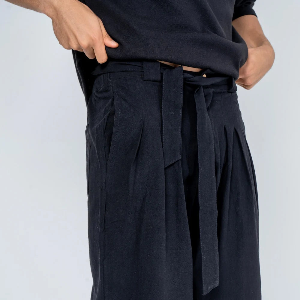 Taro – Comfortable Japanese Three-Quarter Length Trousers